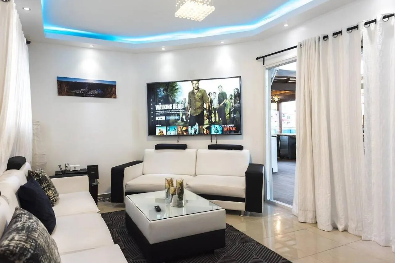 8 Bedrooms Penthouse Jacuzzi & Private Terrace Santo Domingo Dominicaanse Republiek